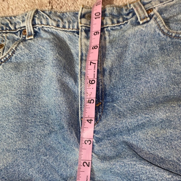 Vintage Levi Shorts - Picture 12 of 16